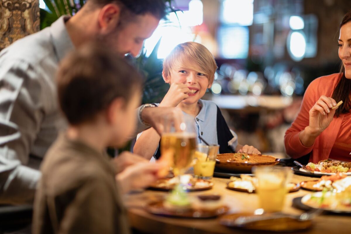 kid eating