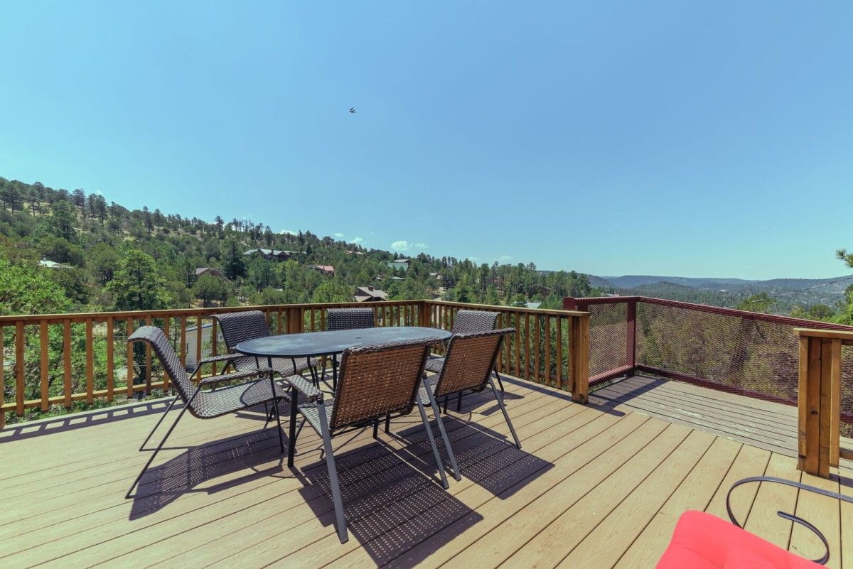 deck of Ruidoso vacation rental